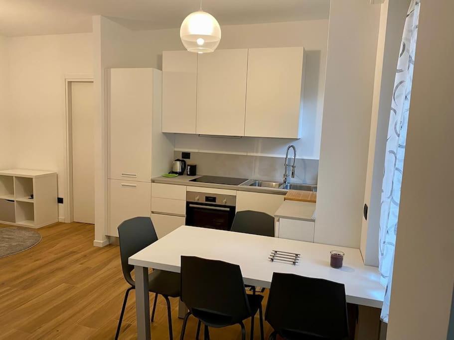 Casa Motti, Accogliente Appartamento Ristrutturato In Repubblica Mailand Exterior foto