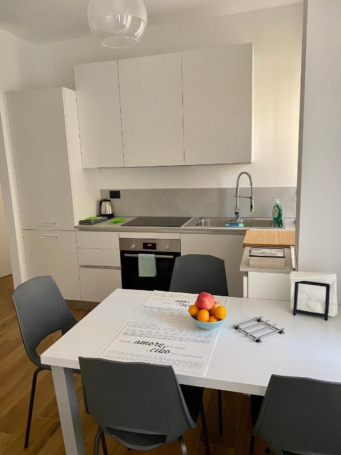 Casa Motti, Accogliente Appartamento Ristrutturato In Repubblica Mailand Exterior foto